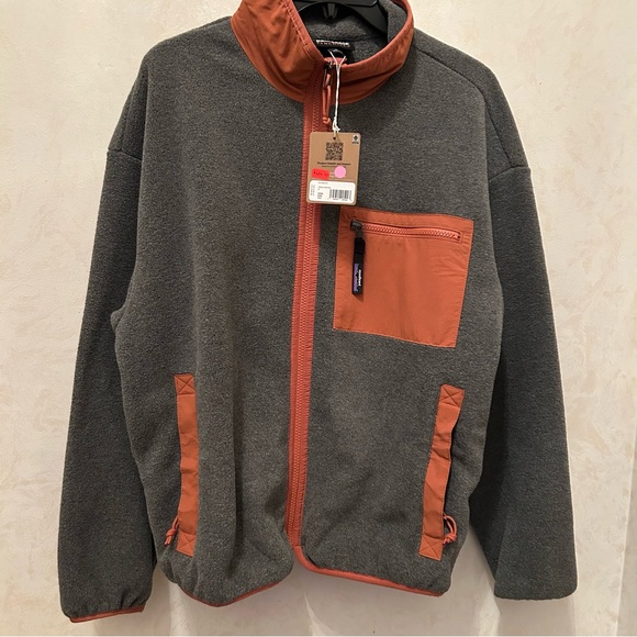 🆕 Patagonia Synchilla Fleece Winter Jacket - Picture 4 of 9